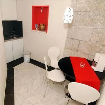 爱慕斯公寓 公寓 *