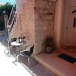 Emotha Appartamento Traù